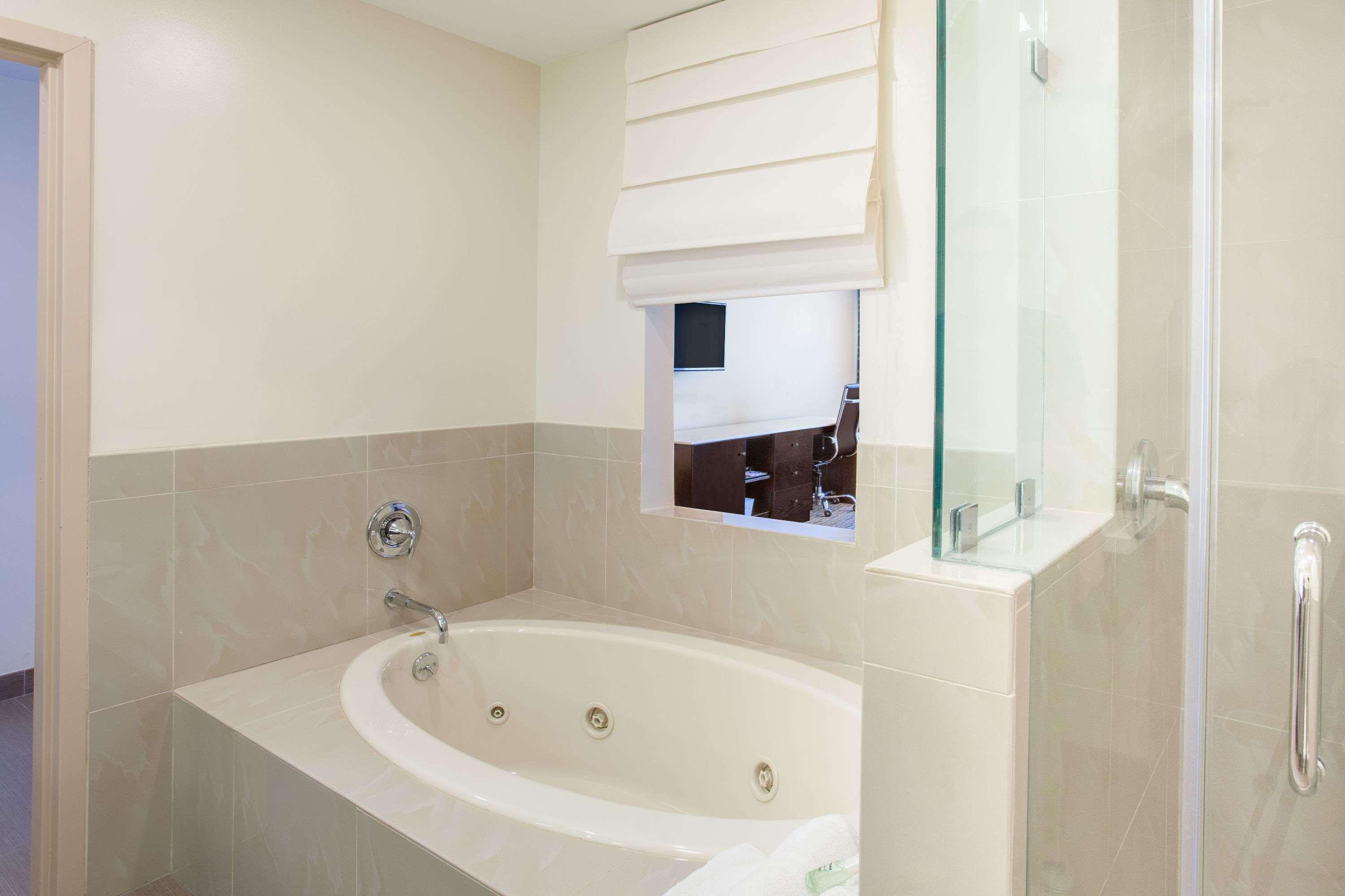 Ramada By Wyndham Culver City Λος Άντζελες Εξωτερικό φωτογραφία