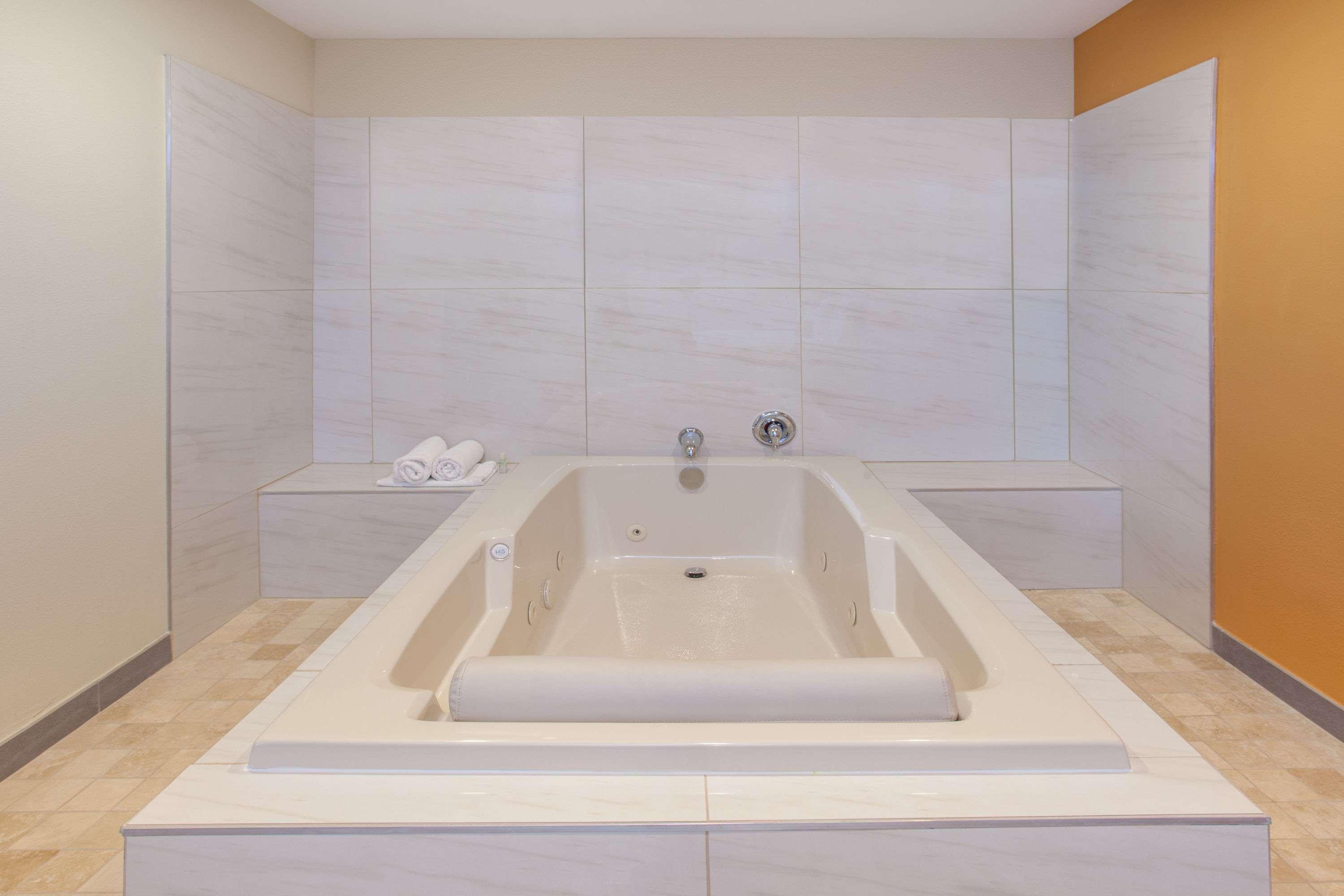 Ramada By Wyndham Culver City Λος Άντζελες Εξωτερικό φωτογραφία