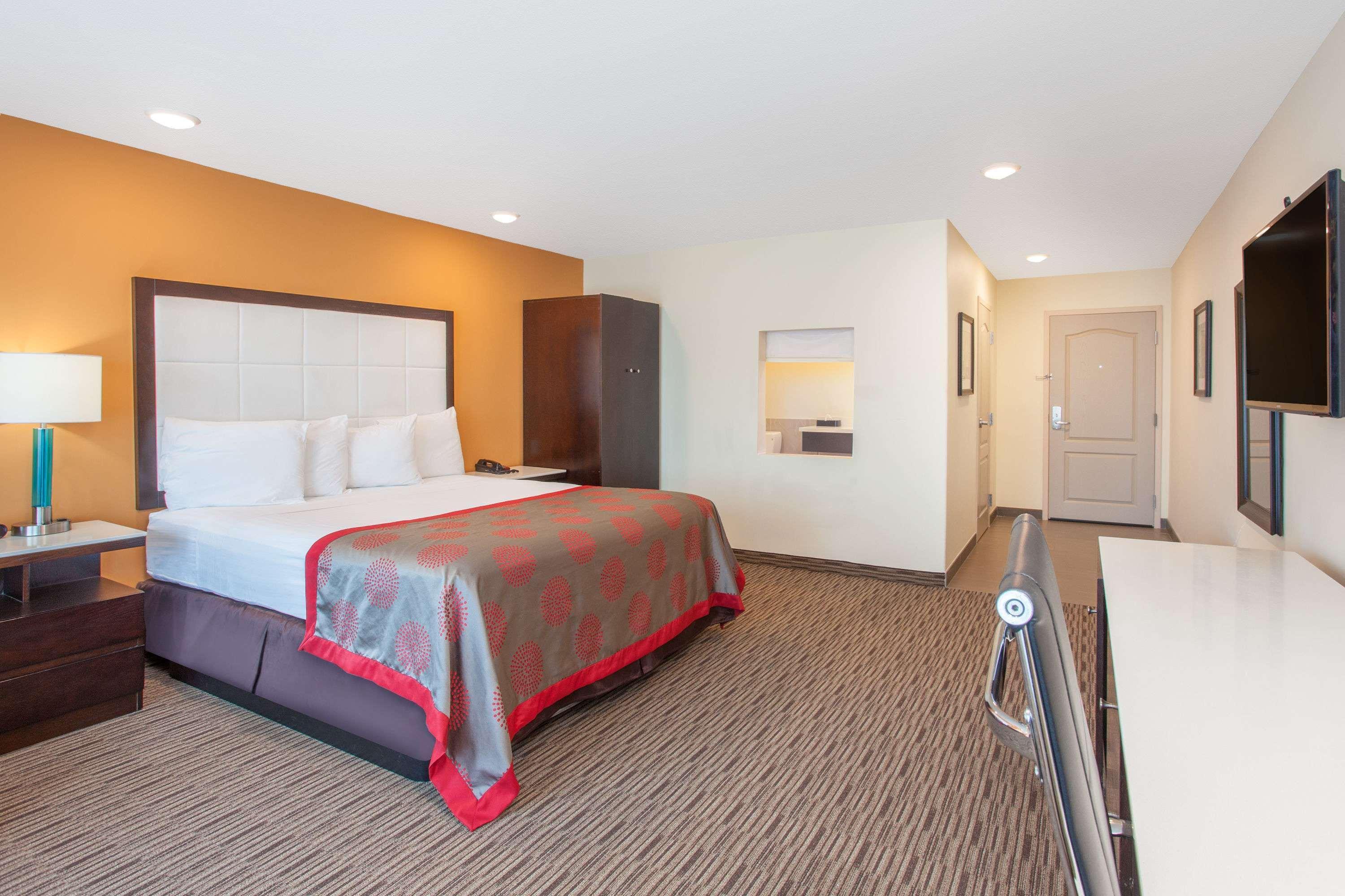 Ramada By Wyndham Culver City Λος Άντζελες Εξωτερικό φωτογραφία