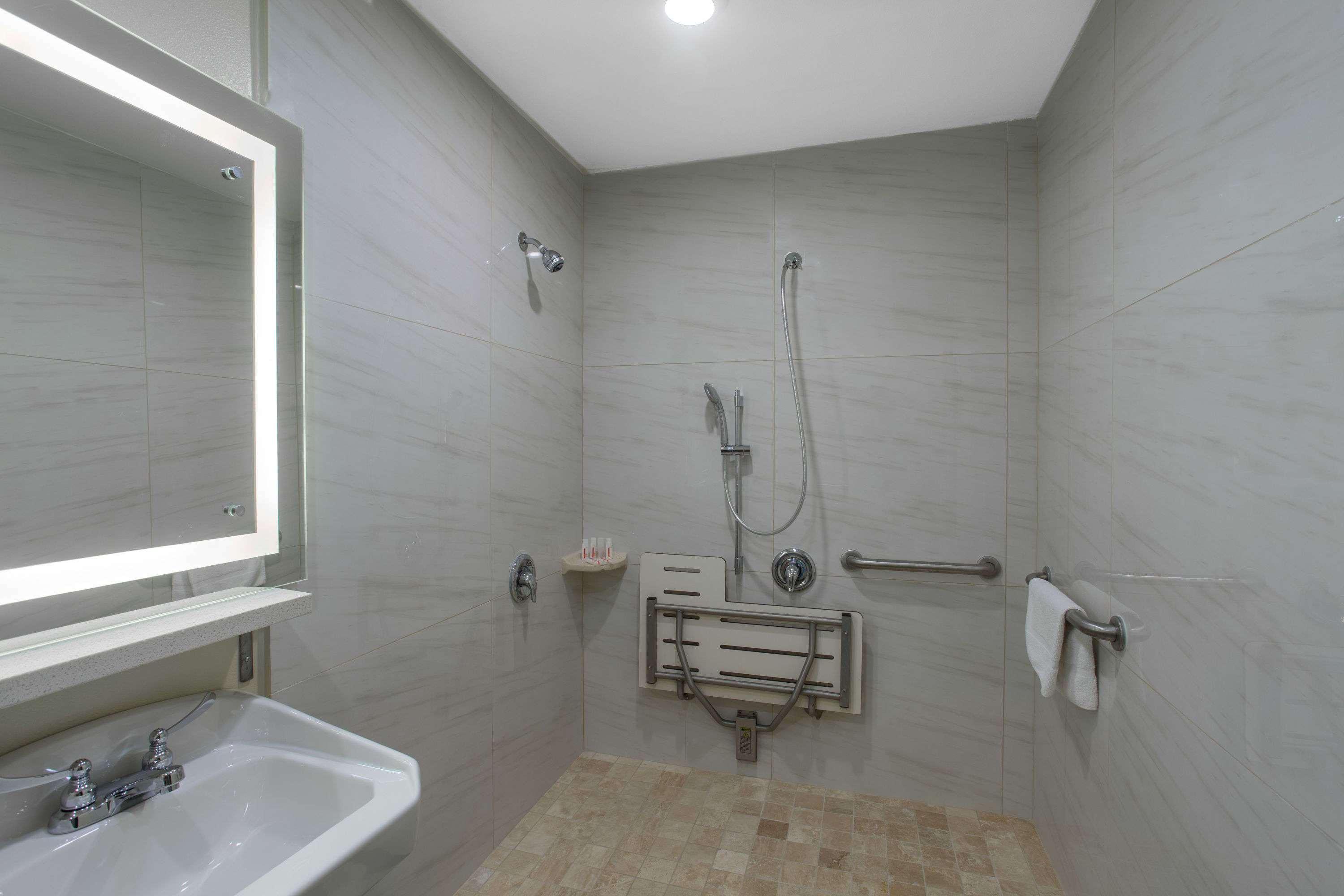 Ramada By Wyndham Culver City Λος Άντζελες Εξωτερικό φωτογραφία